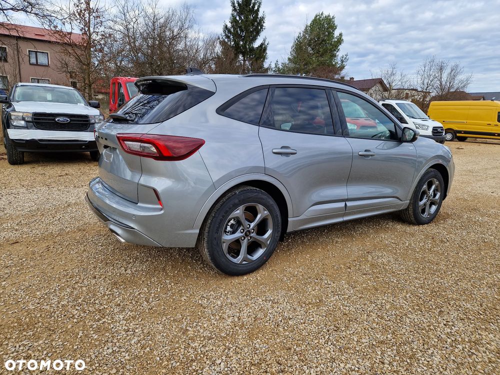Ford Kuga 1.5 EcoBoost FWD ST-Line - 6