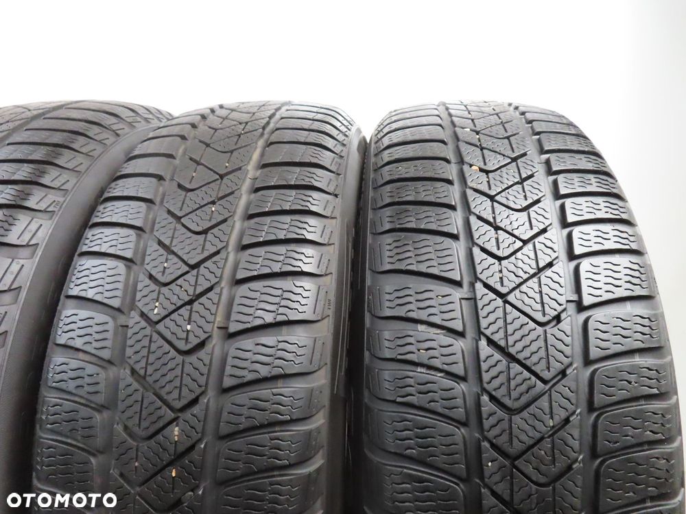 4x 205/60R17 OPONY ZIMOWE UŻYWANE Pirelli Winter SottoZero 3 93H *-BMW - 7