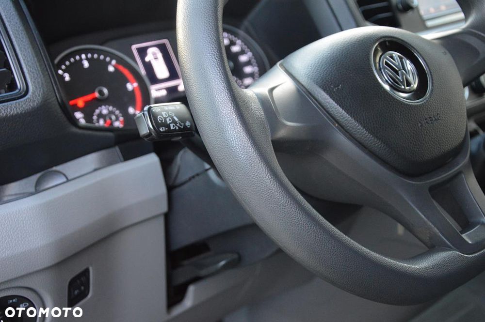 Volkswagen Crafter - 25