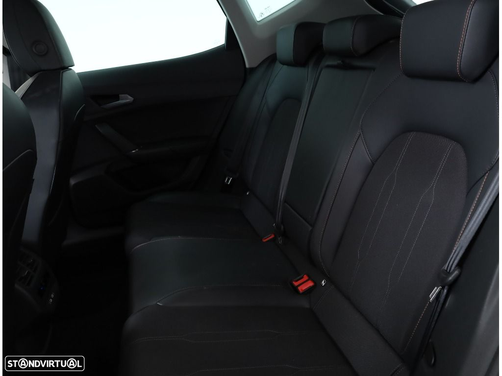 Cupra Formentor 1.4 e-Hybrid DSG - 25