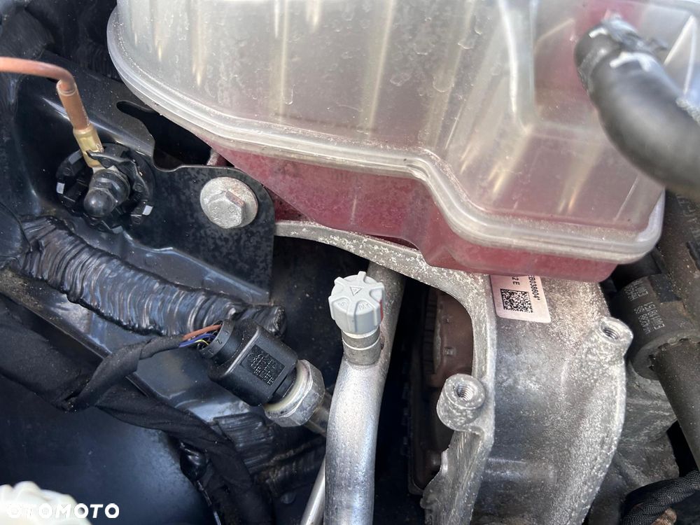 Skoda Superb 2.0 TSI Style DSG - 28