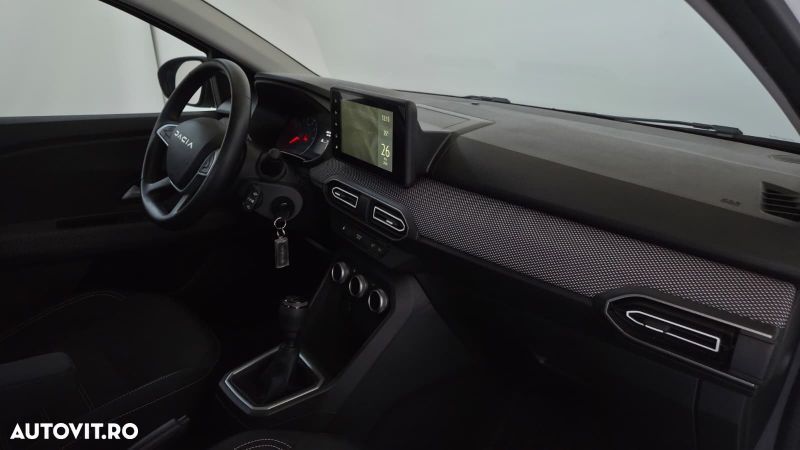 Dacia Logan TCe 90 MT6 Expression - 12