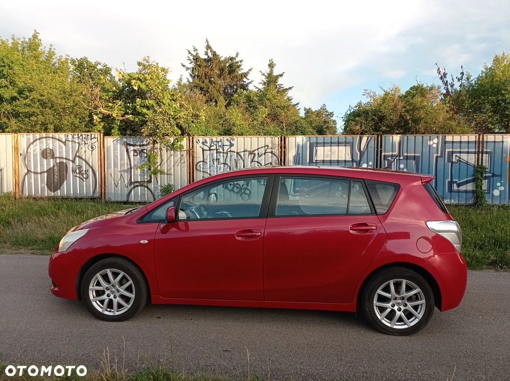 Toyota Verso 2.0 D-4D Premium - 2