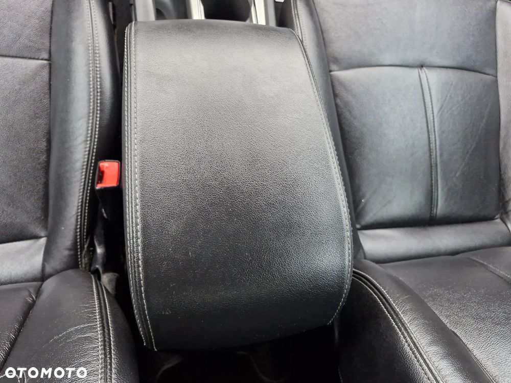 Ford Mondeo 1.8 TDCi Titanium - 32