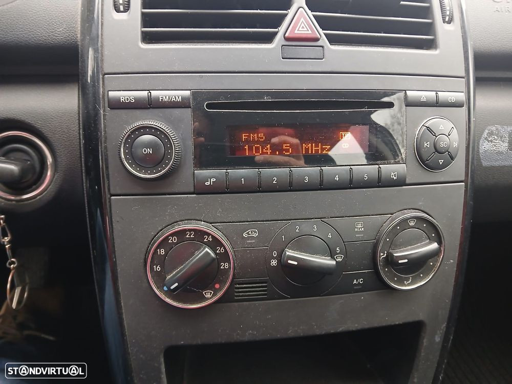 Mercedes-Benz A 150 Classic - 14