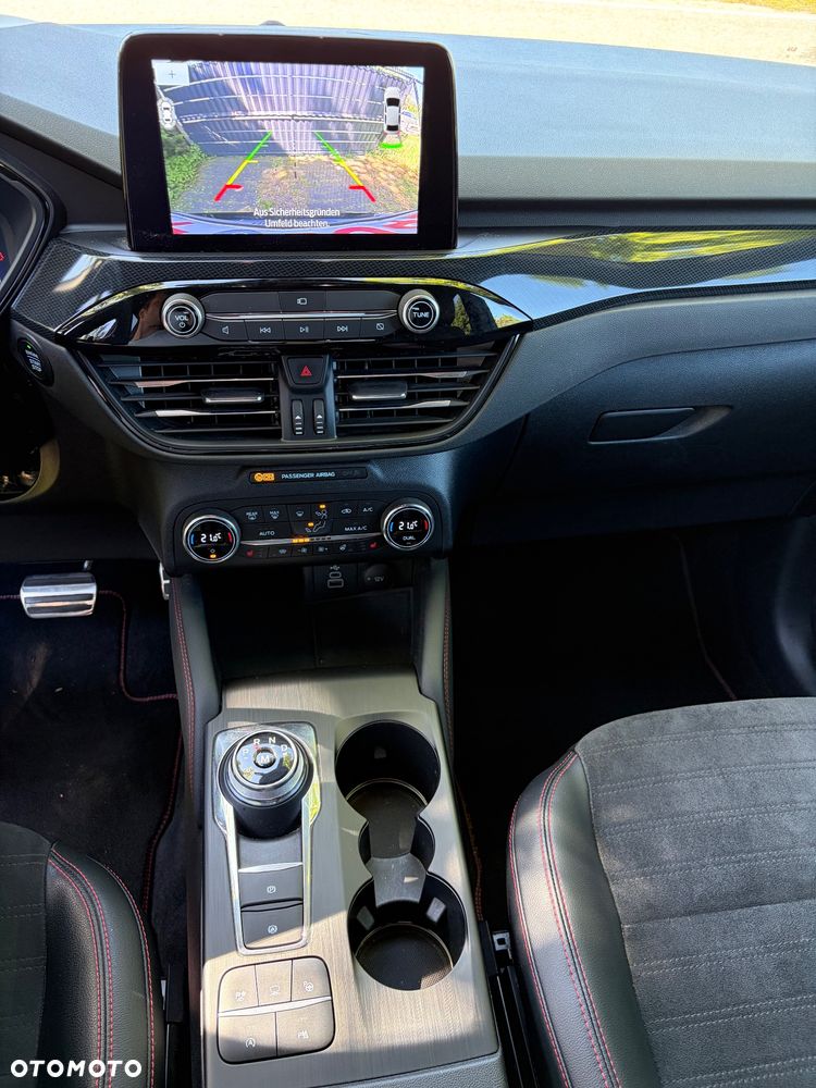 Ford Kuga 2.0 EcoBlue 4x4 ST-LINE X - 14
