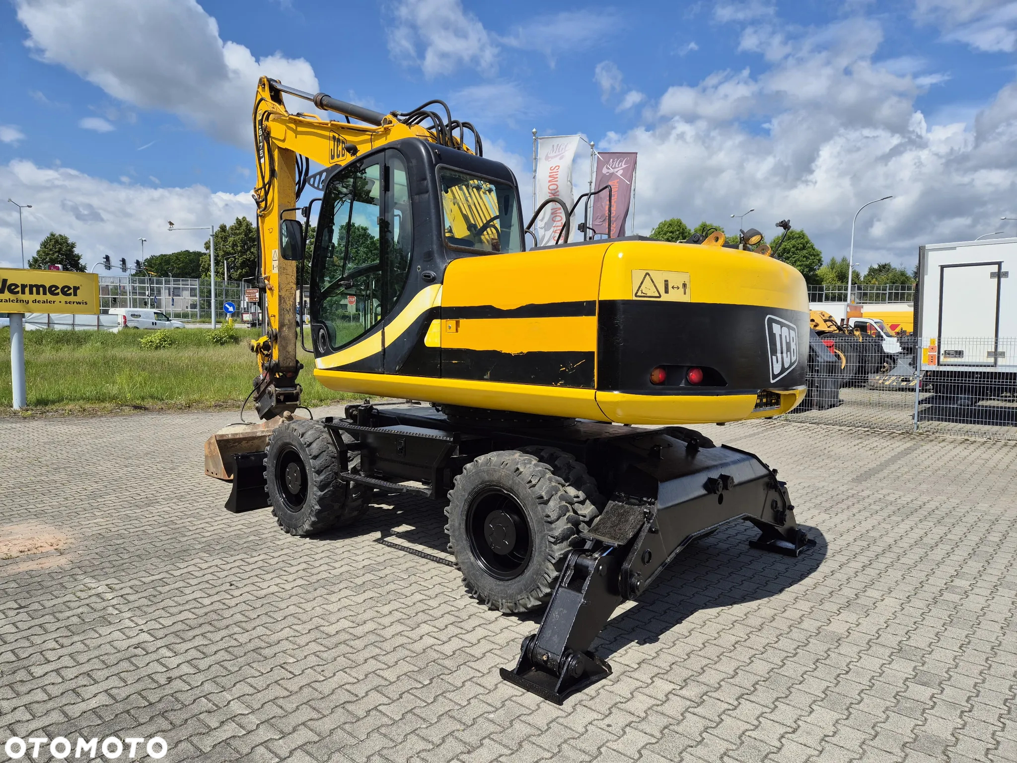 JCB JS175 W / 1 WŁ / W PEŁNI SPRAWNA / KABINA / ODNOWIONA / SERWISOWANA / 4X4 / SILNIK ISUZU / 2 ŁYZKI W ZESTAWIE! - 4