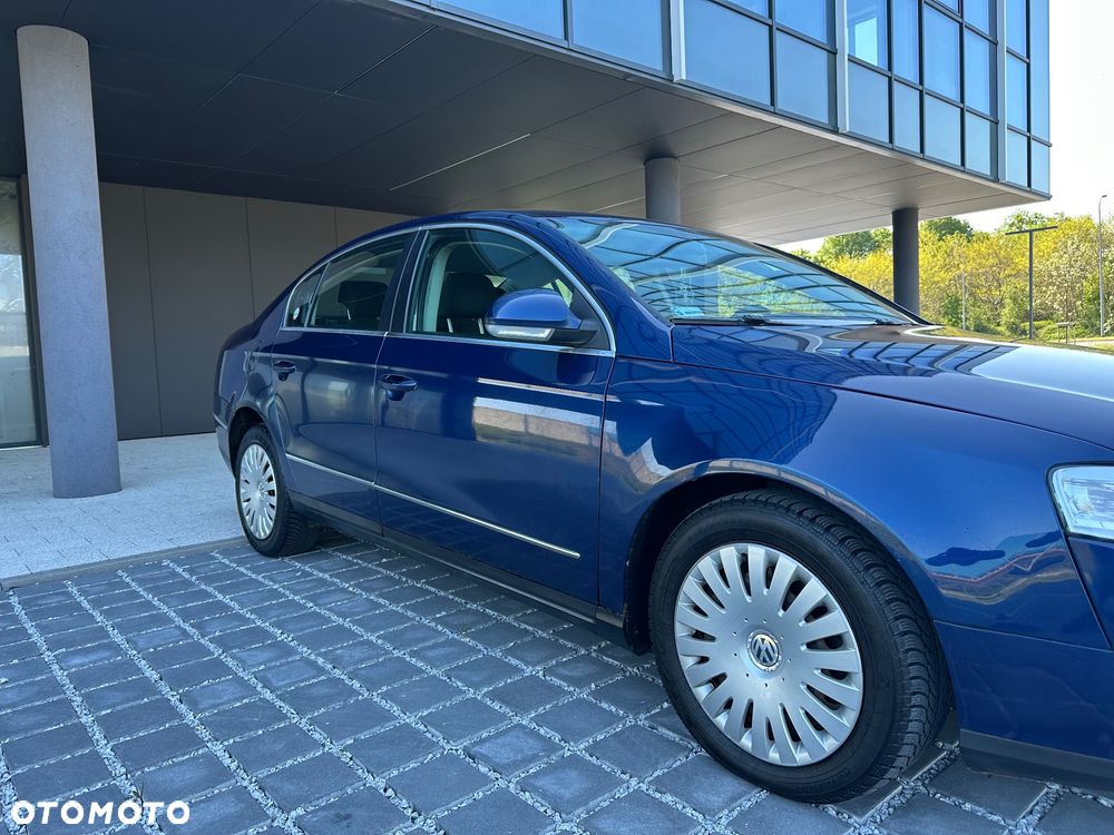 Volkswagen Passat 2.0 TDI Highline - 4