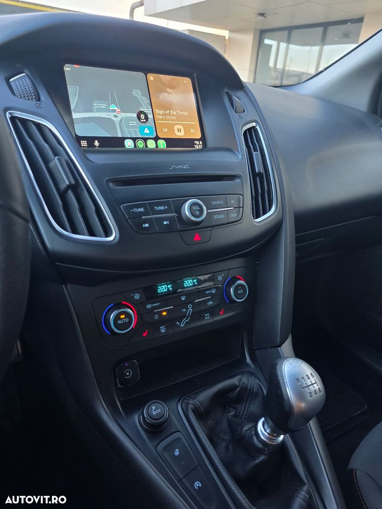 Ford Focus 1.0 EcoBoost ST Line Business - 7