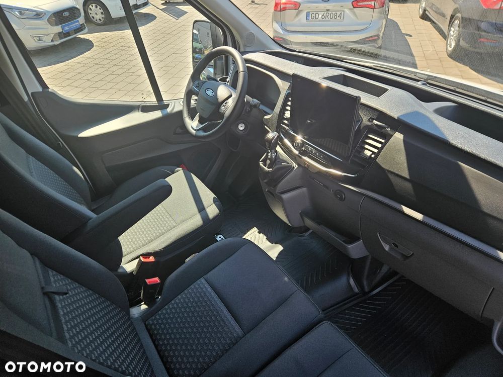 Ford Transit - 10