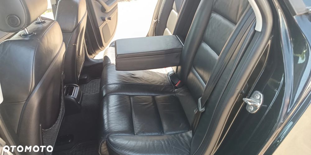 Audi A4 Avant 2.0 TDI - 20