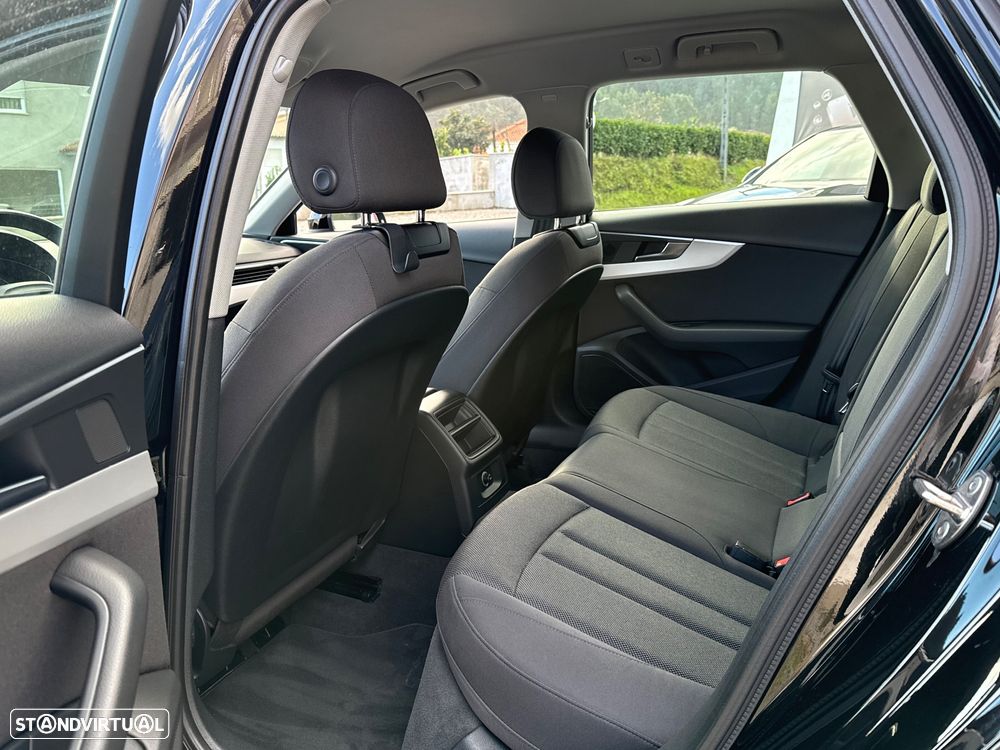 Audi A4 Avant 35 TDI Design S tronic - 11