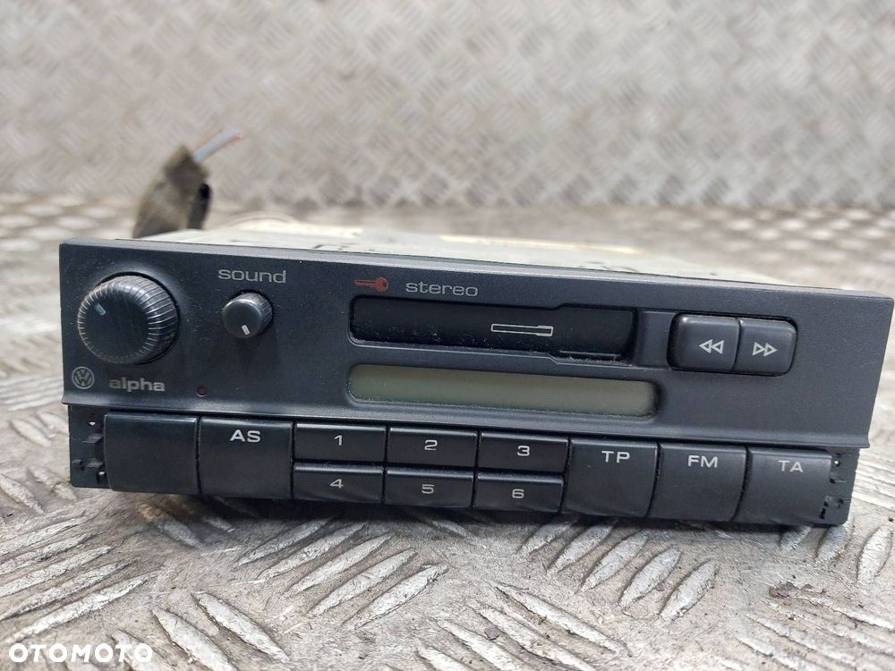 RADIO ODTWARZACZ ALHPA VW PASSAT B4 1H0035156 - 1