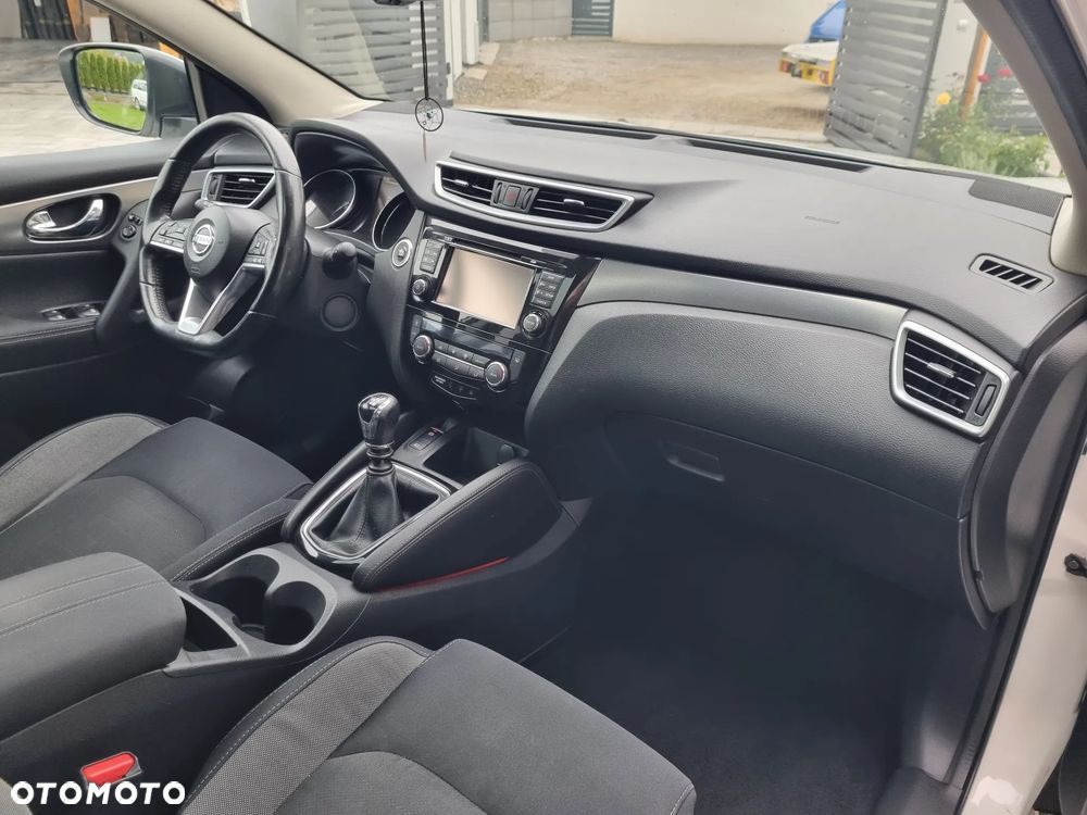 Nissan Qashqai 1.2 DIG-T 360 - 6