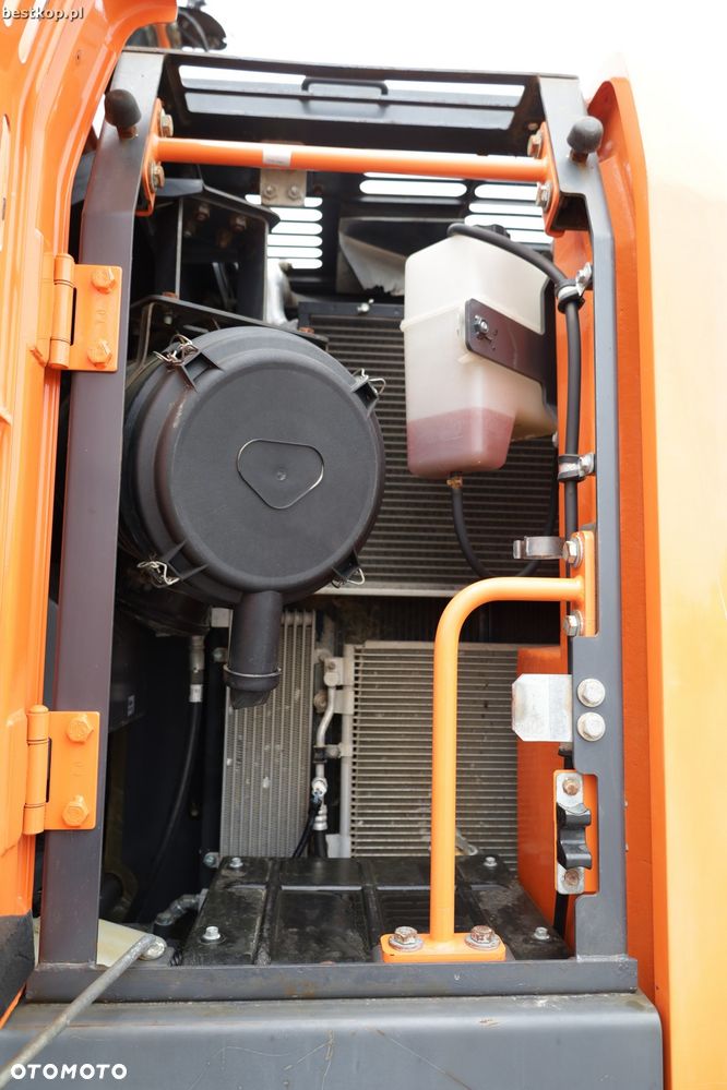 Doosan DX235LCR - 32