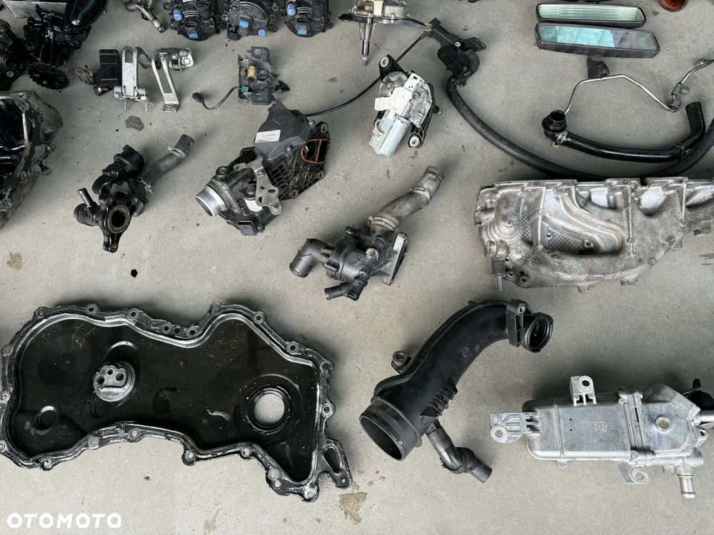 Części Silnik Vivaro Trafic 1,6 Biturbo Głowica Pompa Oleju Misa Chłodniczka EGR Rurki Dekle Łapy - 3