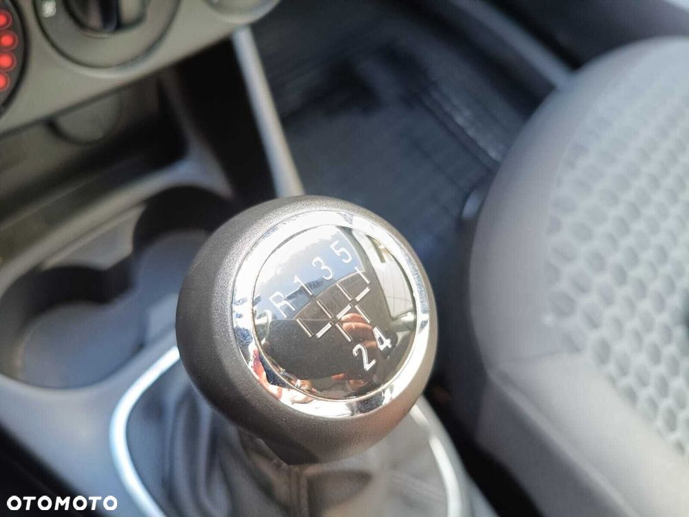 Opel Corsa 1.4 Enjoy - 15