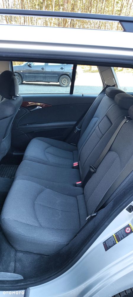 Mercedes-Benz Klasa E 200 Kompressor Automatik Classic - 21