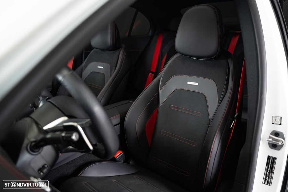 Mercedes-Benz E 53 AMG HYBRID 4Matic+ SpeedshiftFT TCT 9G - 21