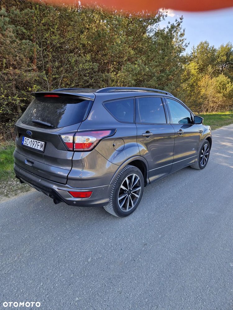 Ford Kuga 2.0 TDCi 4x4 ST-Line - 6