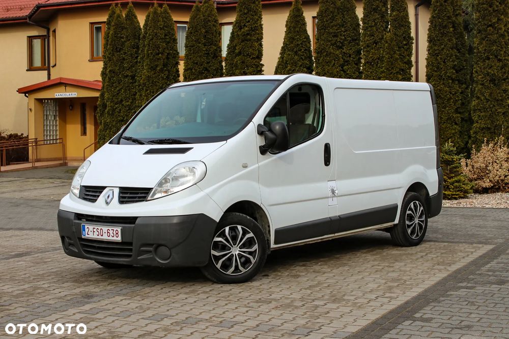 Renault Trafic - 2