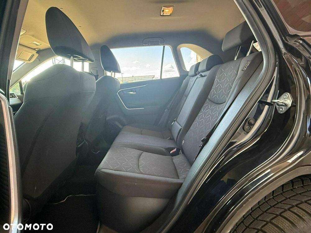 Toyota RAV4 - 11