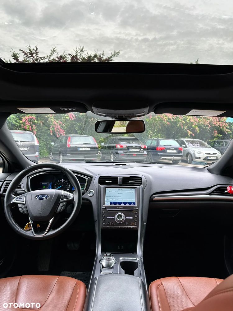 Ford Mondeo 2.0 Hybrid Titanium GPF - 21