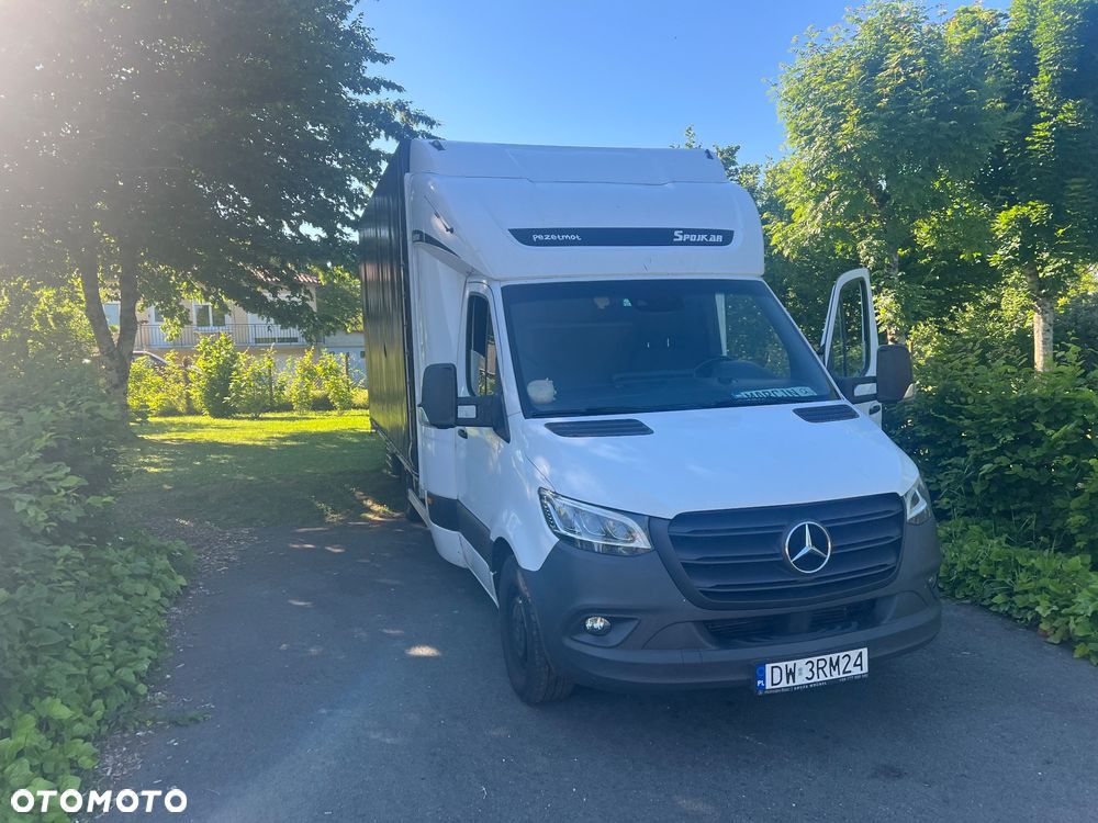 Mercedes-Benz Sprinter - 12