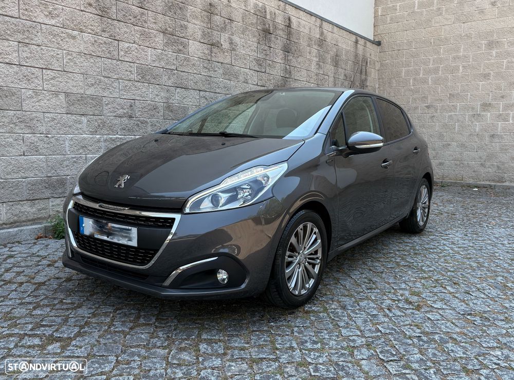Peugeot 208 1.2 PureTech Signature - 15