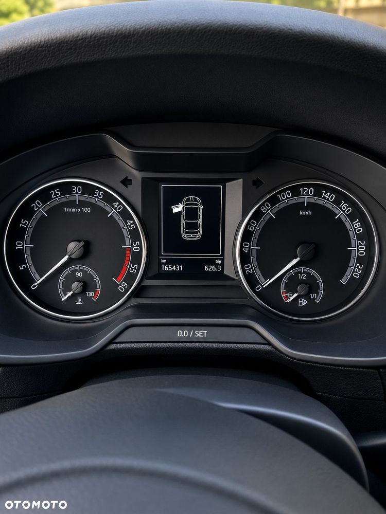 Skoda Octavia 1.6 TDI Ambition - 8