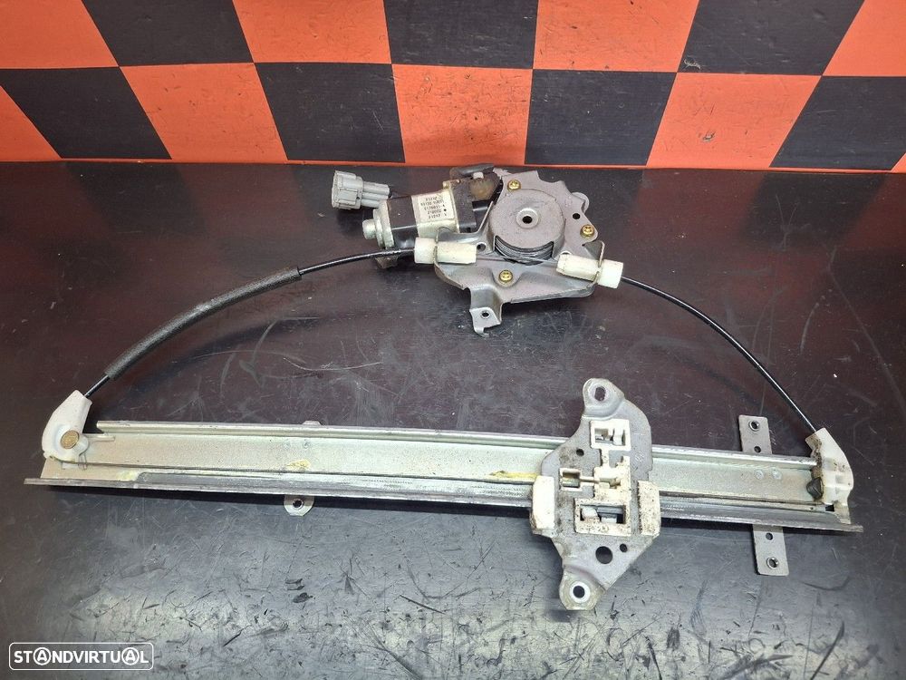 Elevador Frente Direito Electrico Nissan Pick Up (D22) - 2