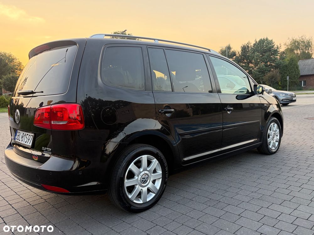 Volkswagen Touran 2.0 TDI DPF BlueMotion Technology DSG Life - 14