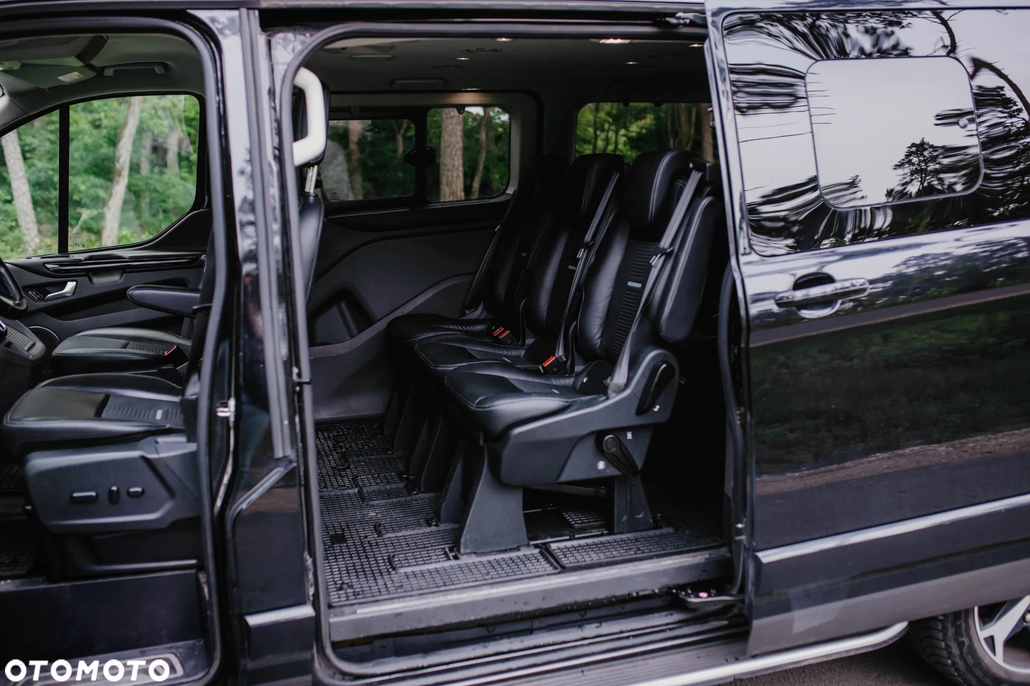 Ford Tourneo Custom 2.0 EcoBlue L2 Active SelectShift - 12