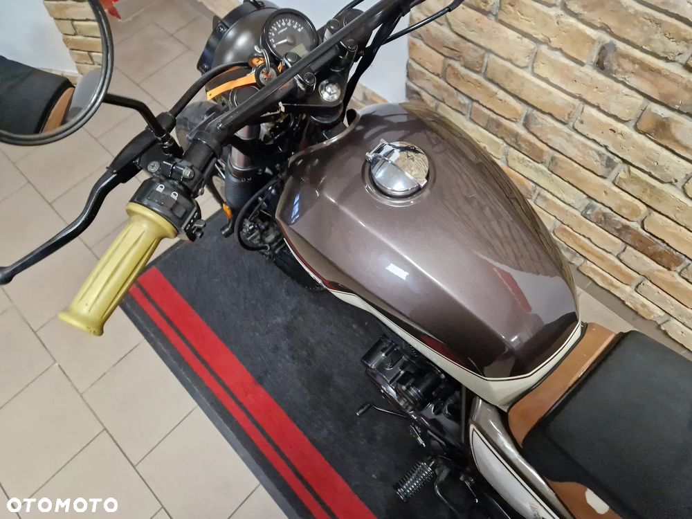 Brixton Cromwell - 21