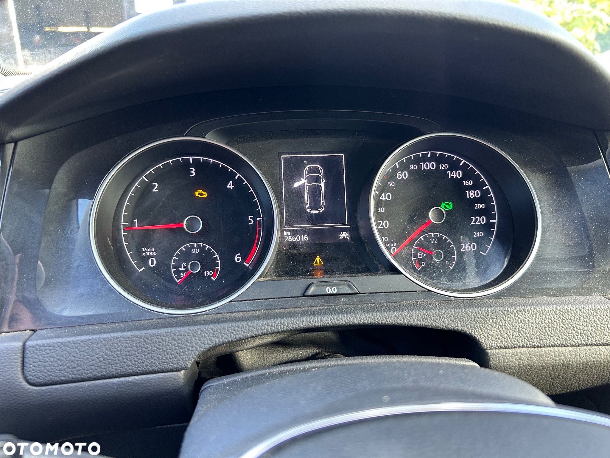 Volkswagen Golf - 8