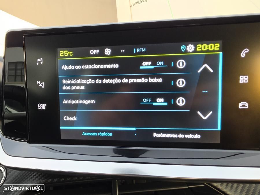 Peugeot e-208 50 kWh Active Pack - 32