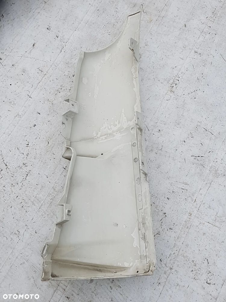 NAROŻNIK OWIEWKA POLIK KABINY PRAWY DAF 45 55 LF EURO 5 - 2