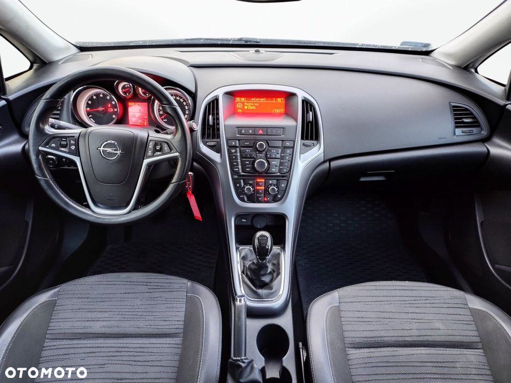 Opel Astra 1.4 T Business EU6 - 10