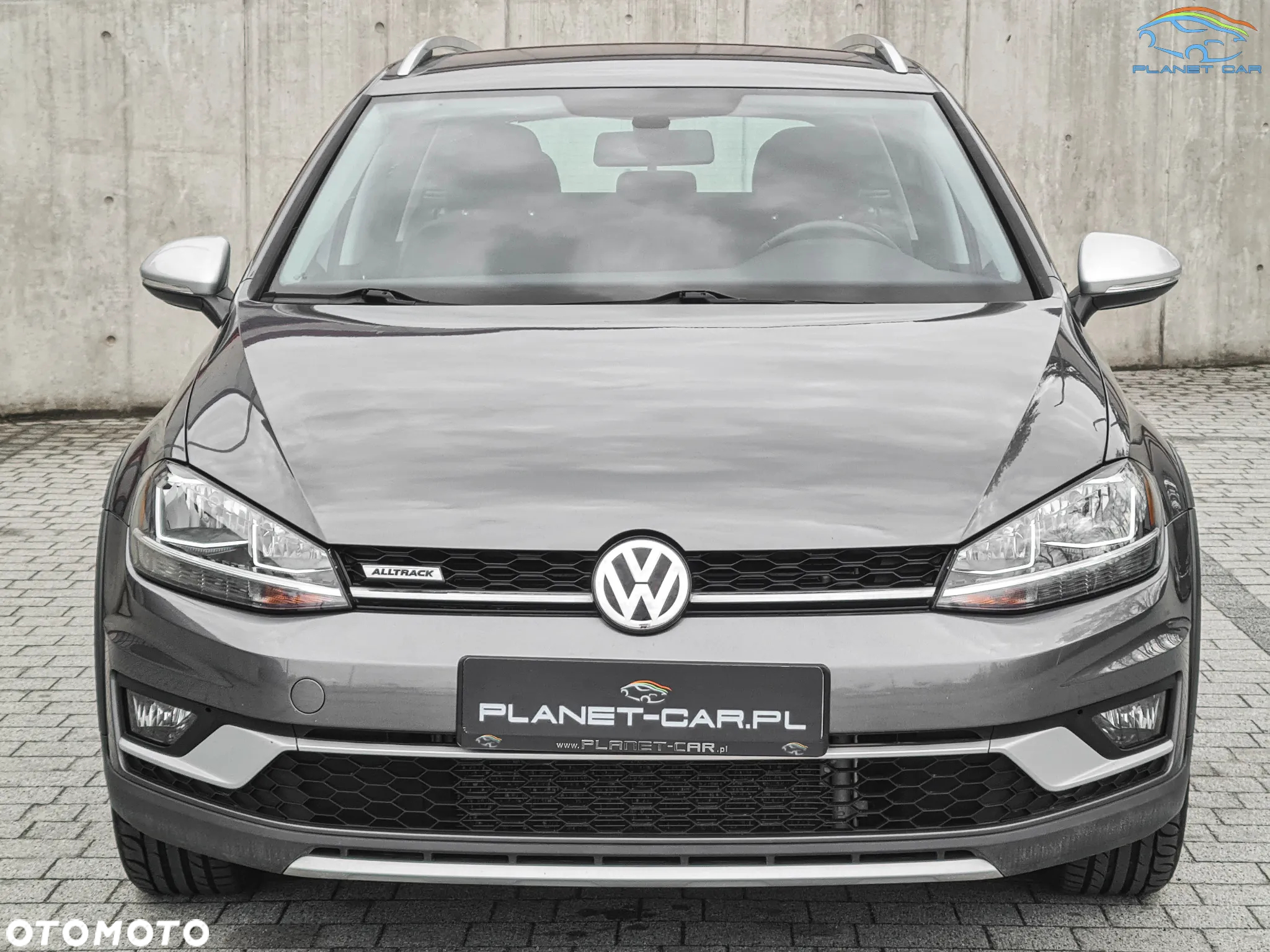 Volkswagen Golf - 8
