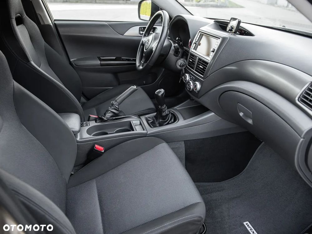 Subaru Impreza - 27