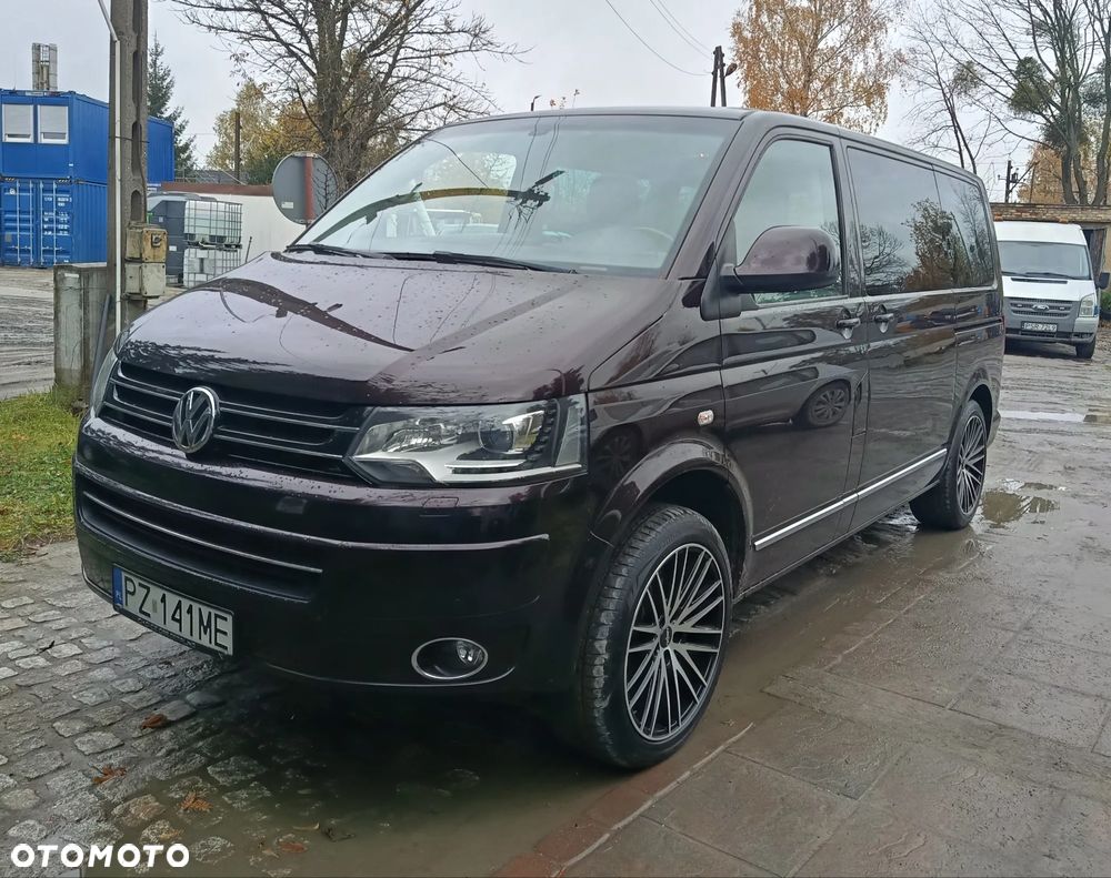 Volkswagen Multivan - 11