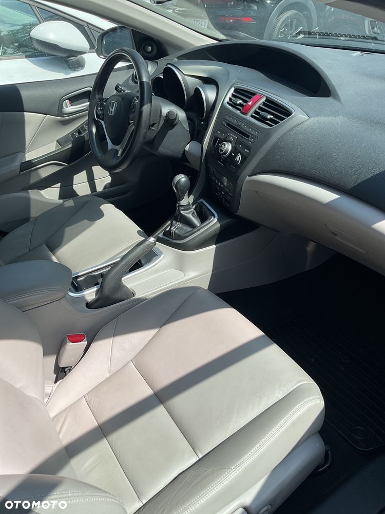 Honda Civic 1.6 i-DTEC Lifestyle Leather ADAS I - 13