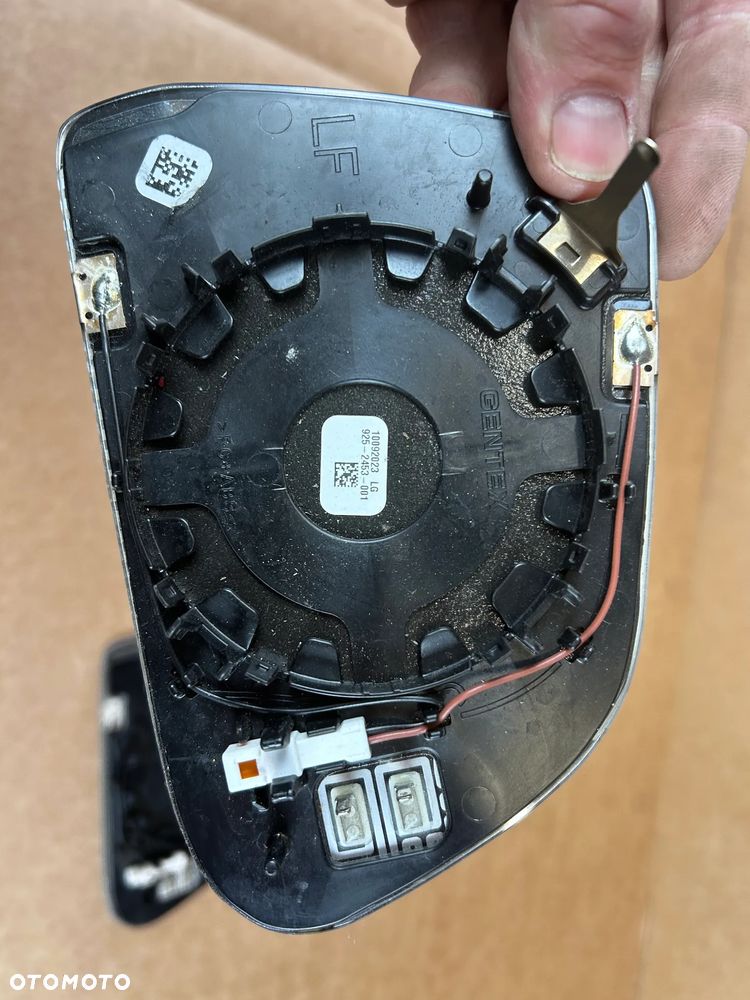 Tesla Model 3 925-2453-001 LUSTERKO WKŁAD SZKŁO LEWY LEWE - 3