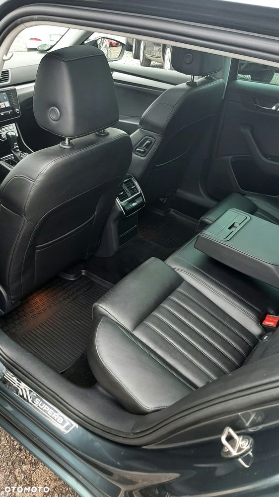 Skoda Superb 1.8 TSI DSG SportLine - 18