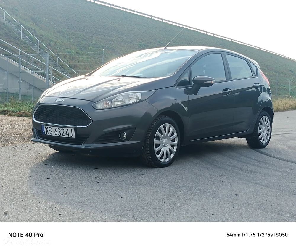 Ford Fiesta 1.5 TDCi Ambiente - 20