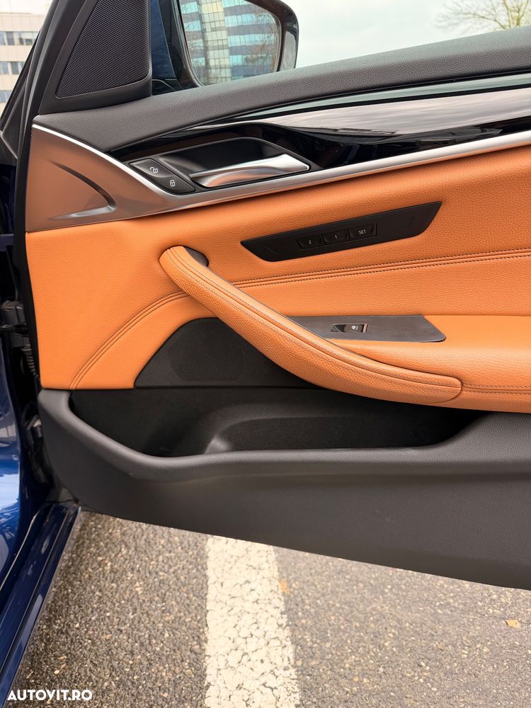 BMW Seria 5 520d AT - 10