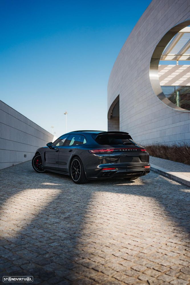 Porsche Panamera Sport Turismo - 2
