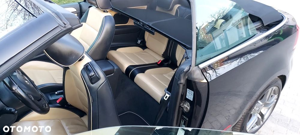 Volkswagen Golf 2.0 TDI Highline - 37