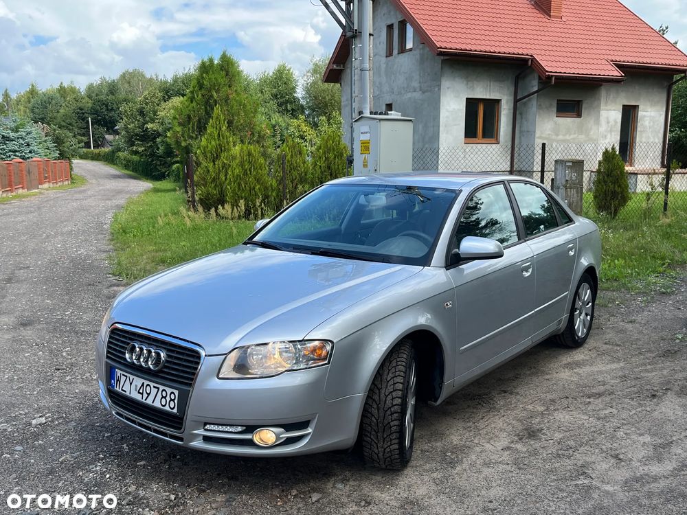 Audi A4 Limousine - 3