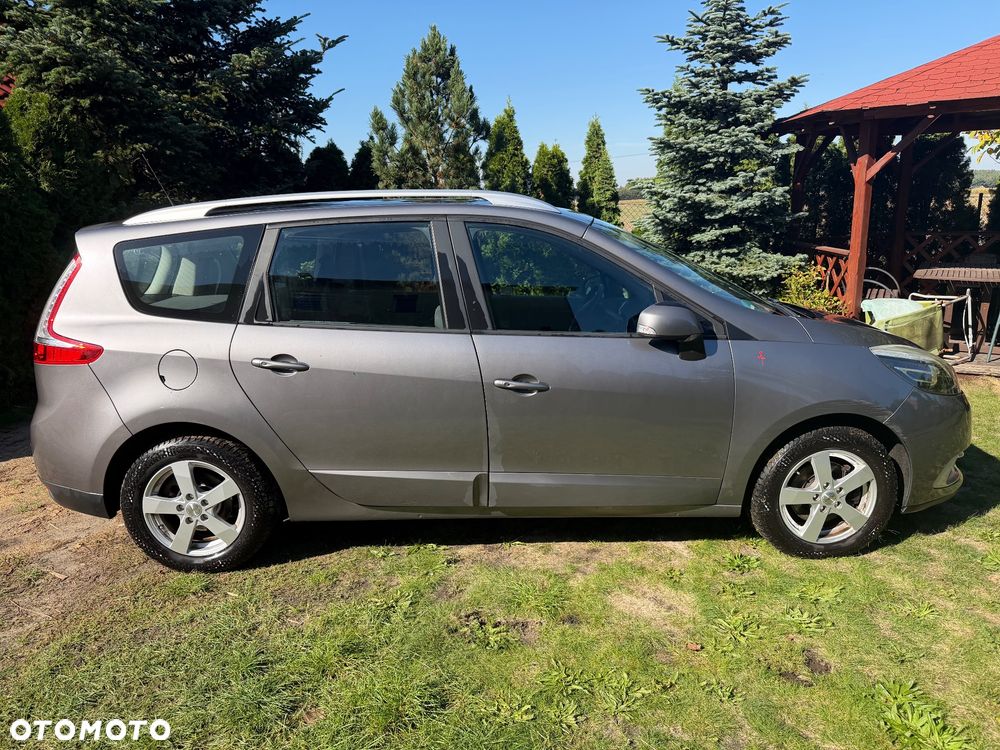 Renault Scenic - 2